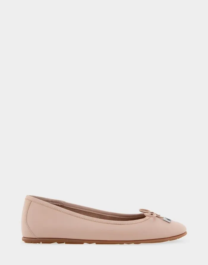 Aerosoles Comfortable Women039s Ballet Flat In Cipria Leather Cipria Leather Women Clogs and Mules Aerosoles Comfortable Women039s Ballet Flat In Cipria Leather Cipria Leather Women Clogs and Mules