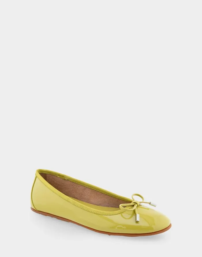 Aerosoles Comfortable Women039s Ballet Flat In Green Sheen Patent Faux Leather Green Sheen Patent Faux Leather Women Ballet