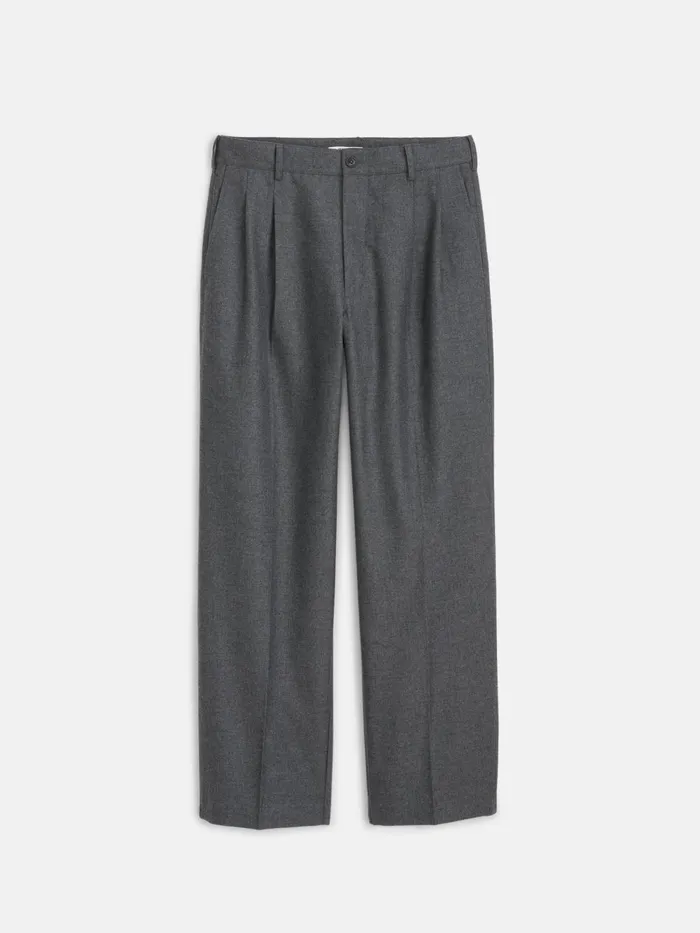 Alex Mill Suiting Blazers Men Henry Pleated Trouser In Wool Flannel Charcoal