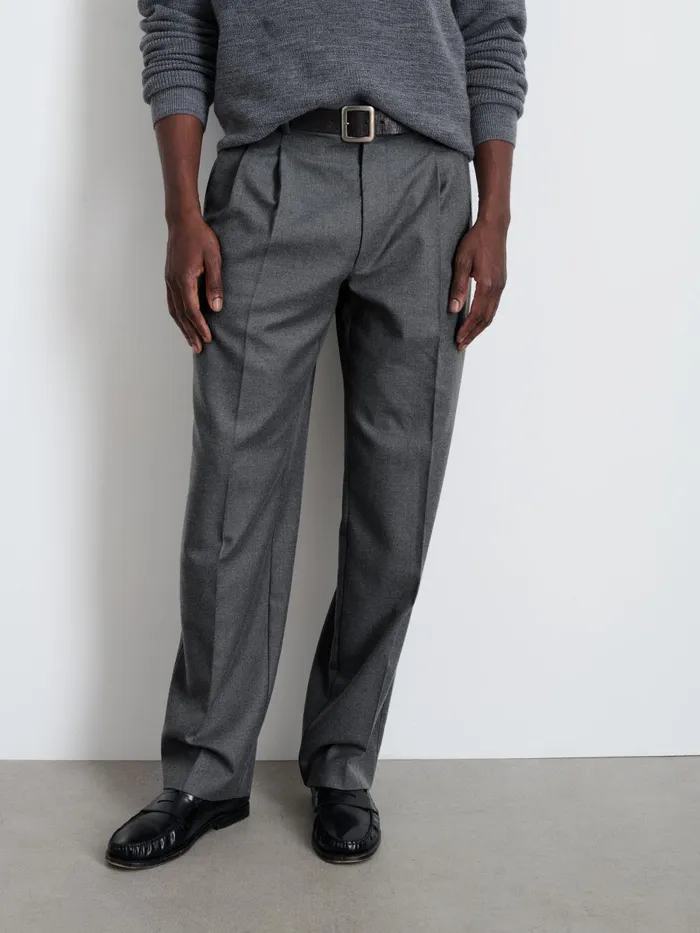 Alex Mill Suiting Blazers Men Henry Pleated Trouser In Wool Flannel Charcoal
