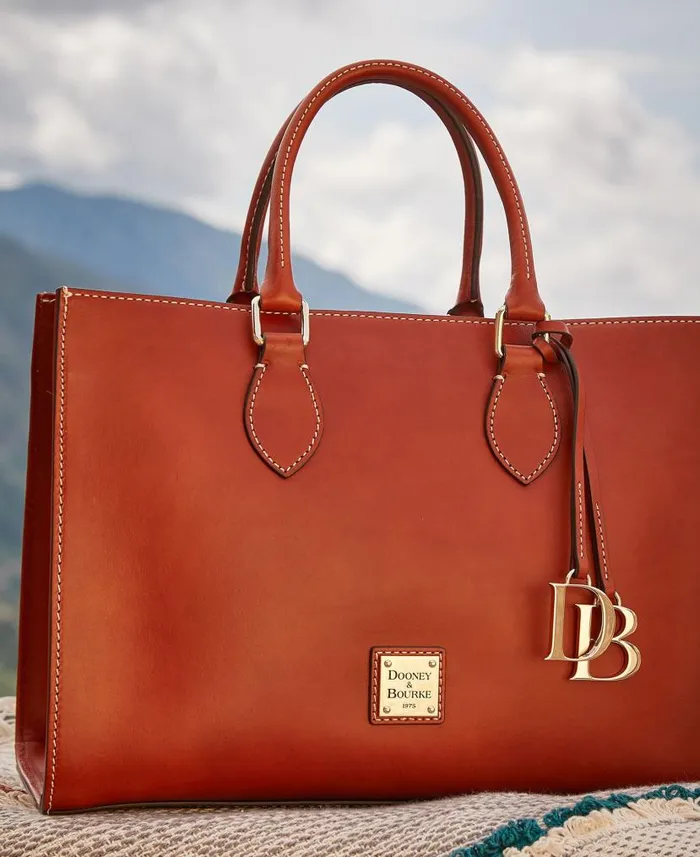 Belmar Janine 25 Black Woman Dooney and Bourke Satchels Belmar Janine 25 Black Woman Dooney and Bourke Satchels