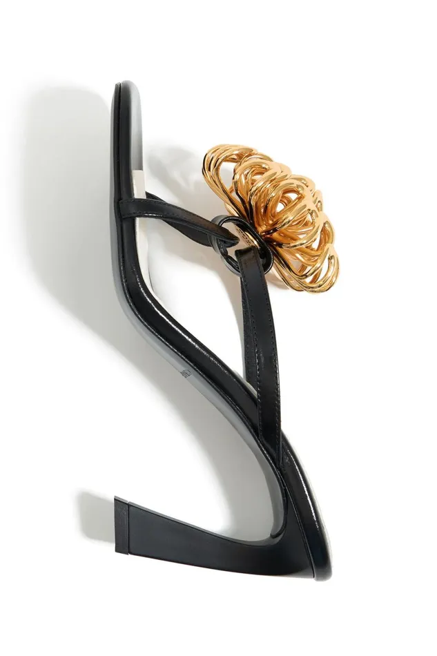 Black Leather Strappy Sandal With Flower Black Women Bimba Y Lola Bimba Y Palomo