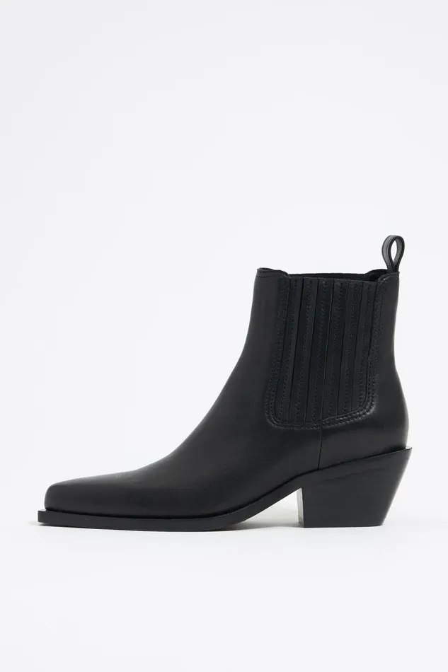 Black Leather Western Chelsea Boot Black Women Bimba Y Lola Ankle Boots And Boots