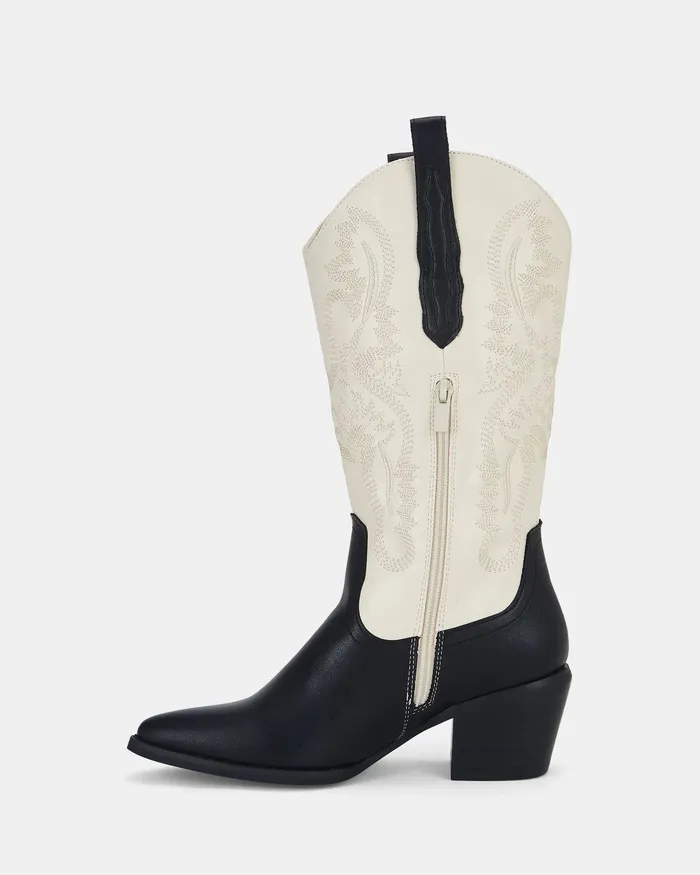 Cowboy Boots NOVO Shoes Women HOWDY BlackWhite