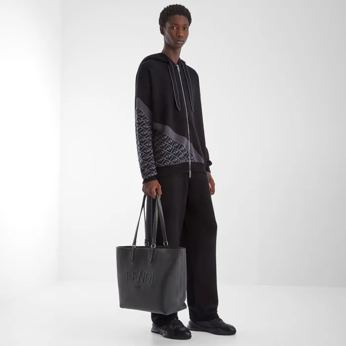 Fendi Knitwear Sweatshirt Black Cashmere Sweatshirt 8211 Men