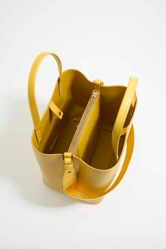 Large Yellow Leather Chihuahua Bag Yellow Women Bimba Y Lola Shoulder Bags