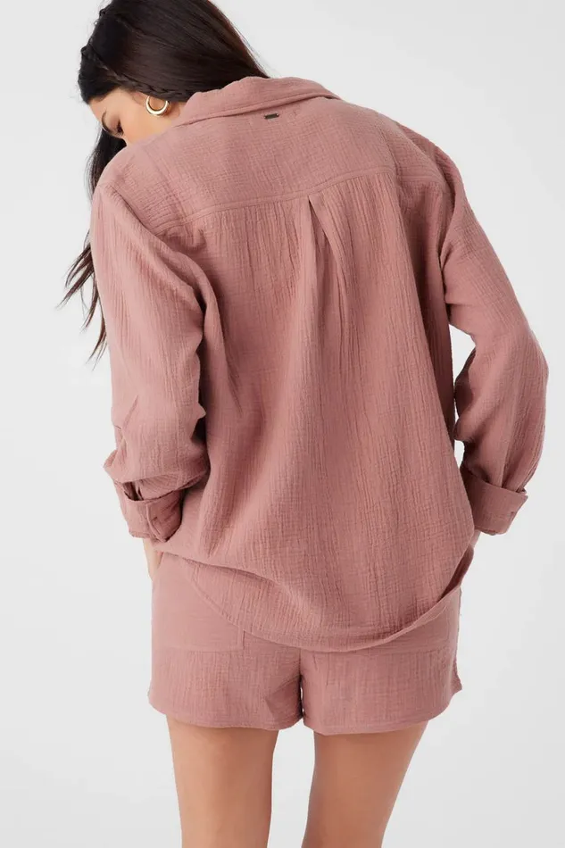 LENI CRINKLE DOUBLE GAUZE BUTTON DOWN SHIRT Burlwood Women O039NEILL Collections