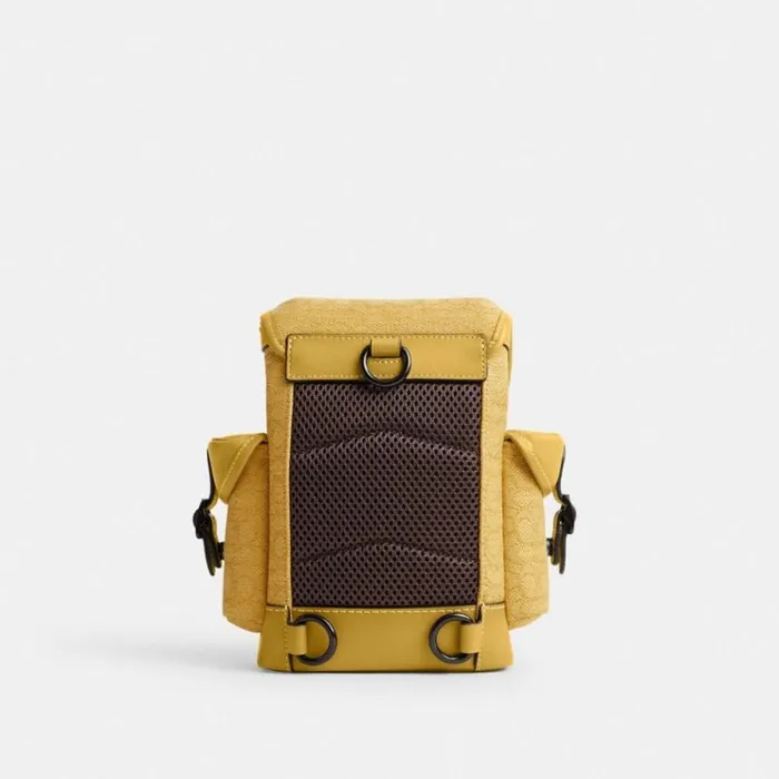 Men Backpacks Coach Hitch Backpack 13 In Micro Signature Jacquard Yellowflax Men Backpacks Coach Hitch Backpack 13 In Micro Signature Jacquard Yellowflax