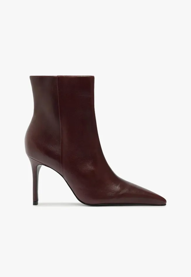 Mikki Bootie Red Women Schutz Shoes Booties