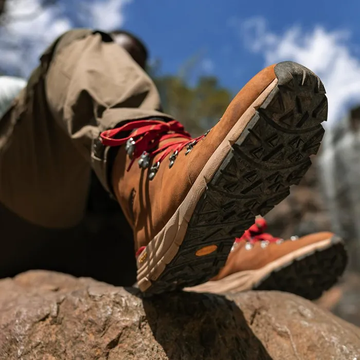 Mountain 600 Leaf GTX Grizzly BrownRhodo Red Men Danner Boots
