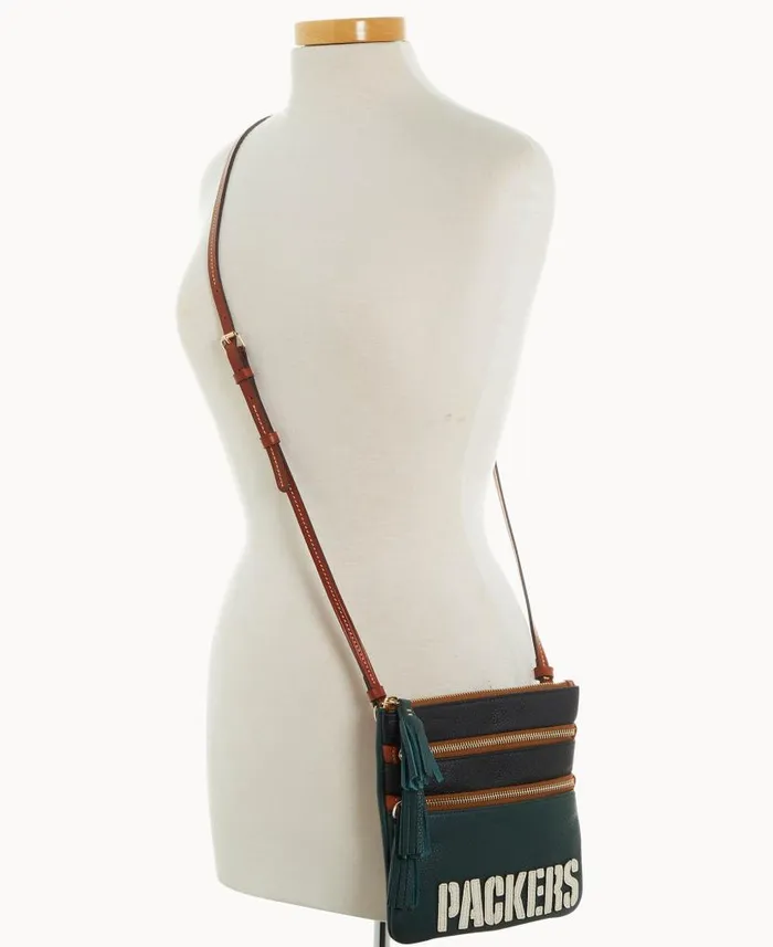 NFL Packers Triple Zip Crossbody Packers Woman Dooney and Bourke Crossbodies NFL Packers Triple Zip Crossbody Packers Woman Dooney and Bourke Crossbodies