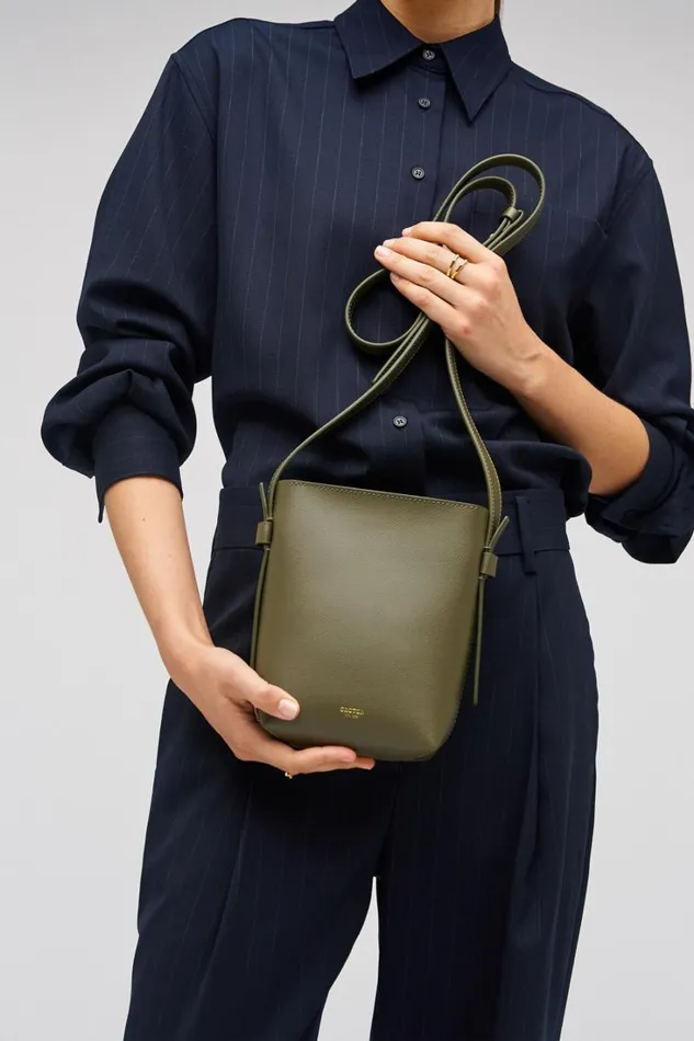 Oroton Ellis Crossbody Pine Needle Women Crossbody Oroton Ellis Crossbody Pine Needle Women Crossbody