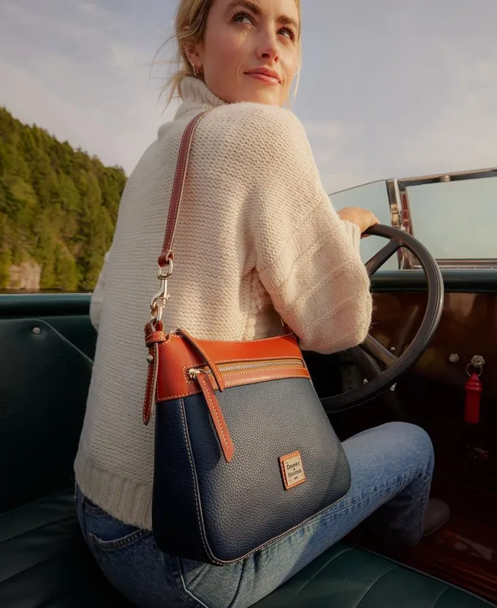 Pebble Grain Crossbody 25 Black Woman Dooney and Bourke Crossbodies Pebble Grain Crossbody 25 Black Woman Dooney and Bourke Crossbodies