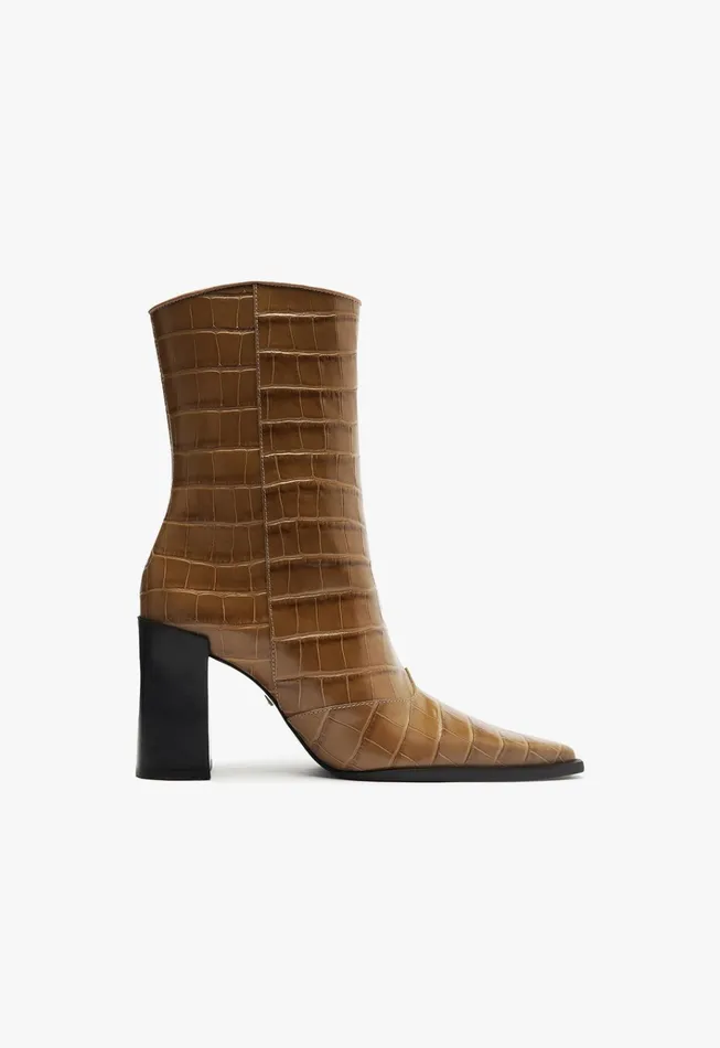 Raffaela Bootie Light Brown Women Schutz Shoes Booties