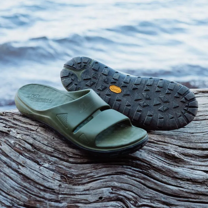 Shelter Cove Forest Men Danner Sandals and Water Shoes