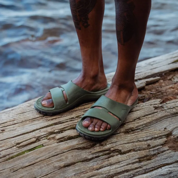 Shelter Cove Forest Men Danner Sandals and Water Shoes
