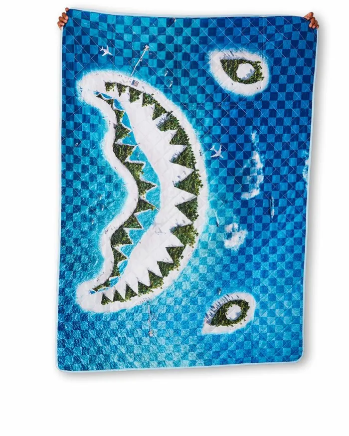 SPRAYGROUND SHARK ISLAND PACKABLE BEACH MAT BLANKET WATER RESISTANT CONVERTIBLE TOTE Bags