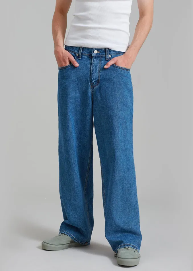 The Frankie Shop Bottoms Connor Jeans 8211 Medium Wash 8211 Men