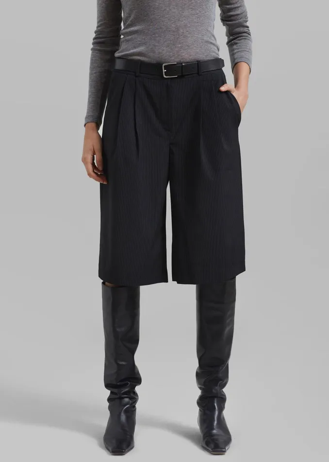 The Frankie Shop Bottoms Wilma Pleated Bermuda Shorts 8211 Black Pinstripe 8211 Women