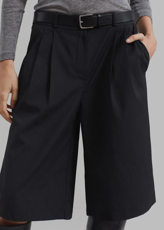 The Frankie Shop Bottoms Wilma Pleated Bermuda Shorts 8211 Black Pinstripe 8211 Women