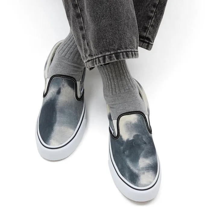 Vans Classics Men Bleach Wash SlipOn VR3 Shoes Black