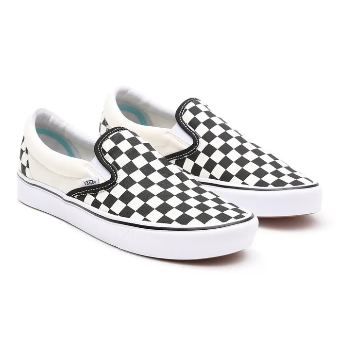 Vans Classics Men Comfycush SlipOn Shoes Black White