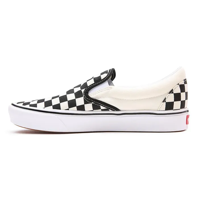 Vans Classics Men Comfycush SlipOn Shoes Black White