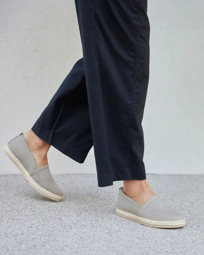 Women ABEO Footwear Casual Shoes Isle Slip On Khaki