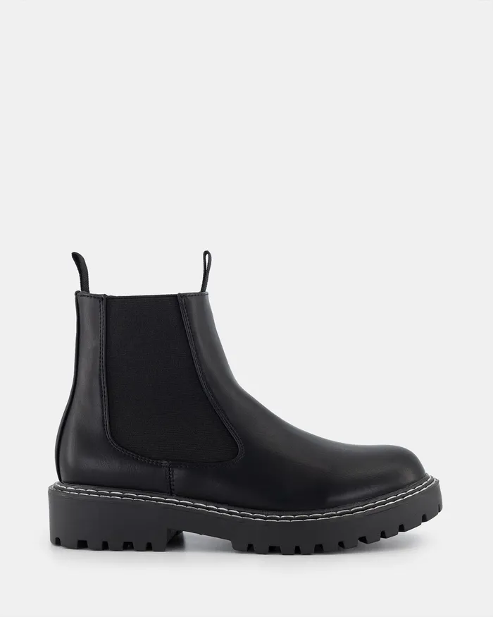 Women Flat Boots NOVO Shoes DELISH BLACK Slip On Boots