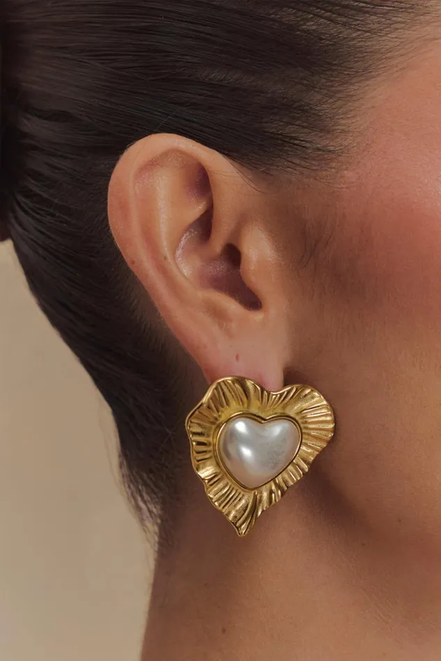 Women Meshki Outerwear Heart To Heart Pearl Earrings 8211 Gold