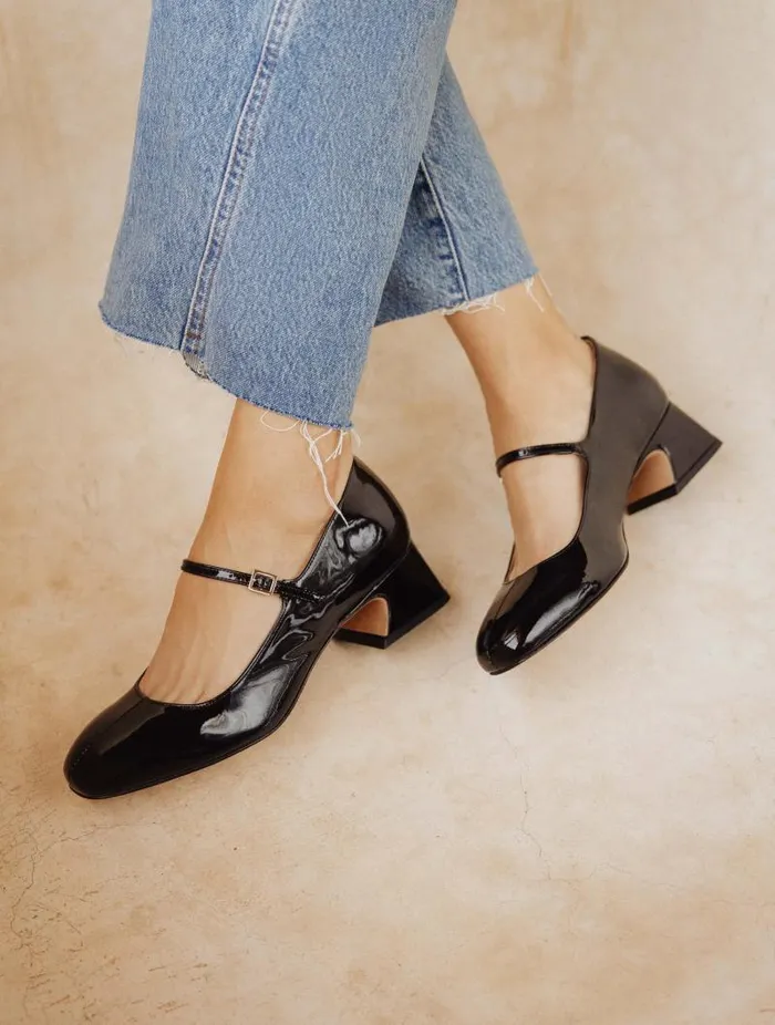 Women Pumps and Mary Janes Bobbies Joanie Lacquered Black Women Pumps and Mary Janes Bobbies Joanie Lacquered Black