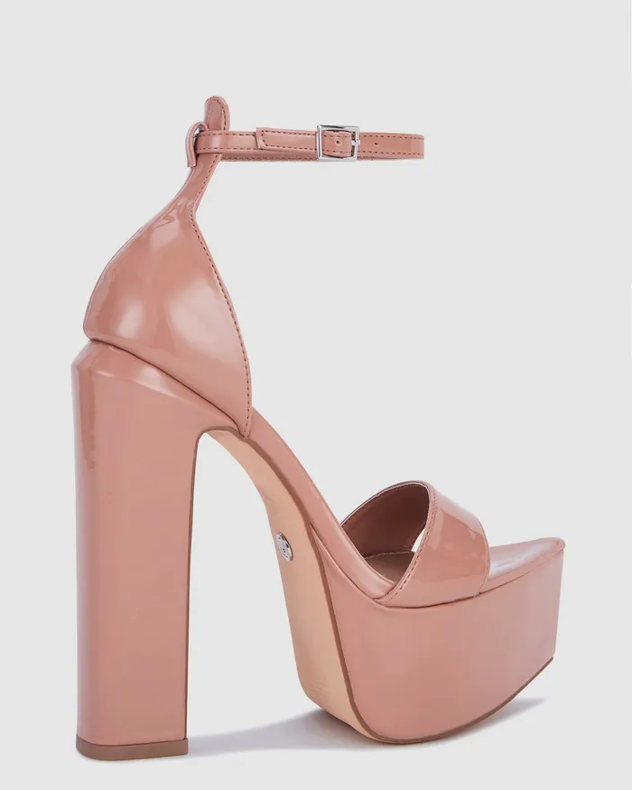 Women ZWINNY NUDE PATENT Platforms NOVO Shoes